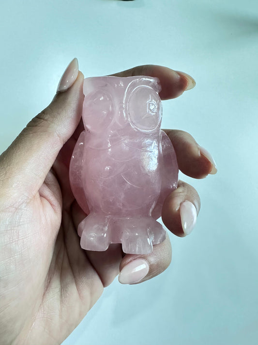 Rose quartz Owl totem